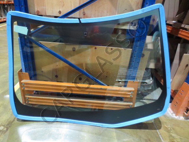 Фото Лобовое стекло на ниссан центра, nissan sentra в наличии на нашем складе